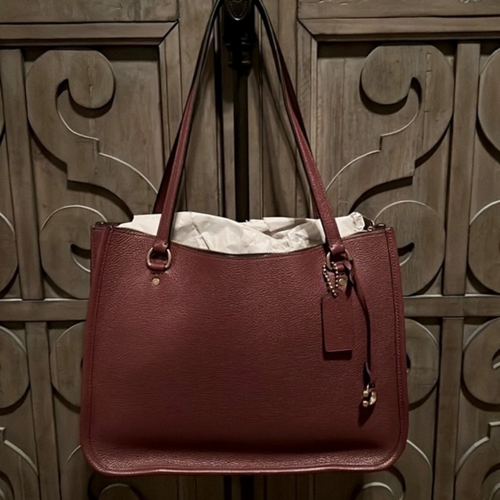 New Coach Tote Tyler Carryall - Wine
